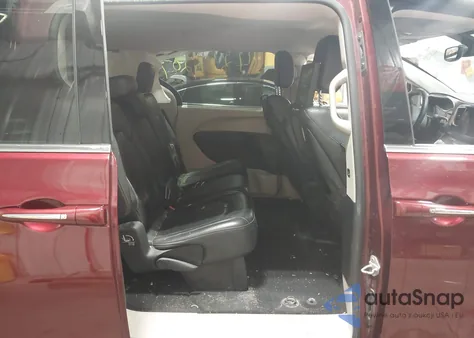 2017 Chrysler Pacifica Touring-L Plus z USA, uszkodzony, nr VIN 2C4RC1EG2HR628766